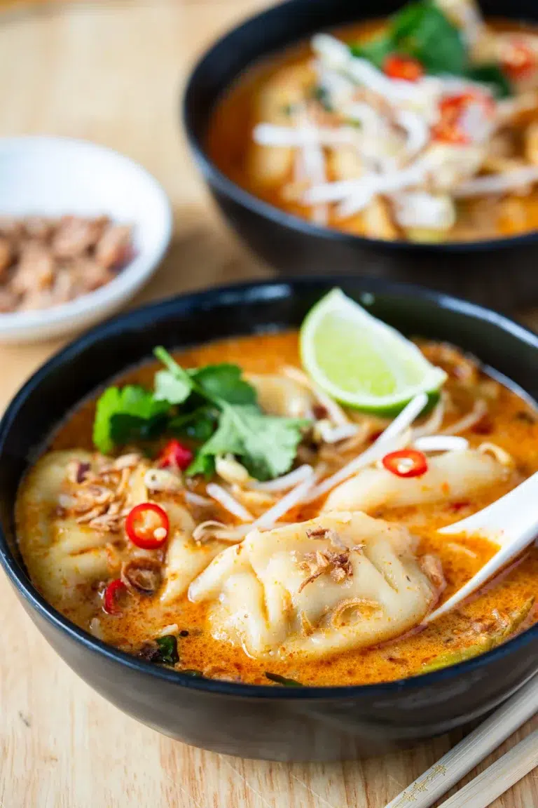 Dumpling Laksa Recipe with Lime