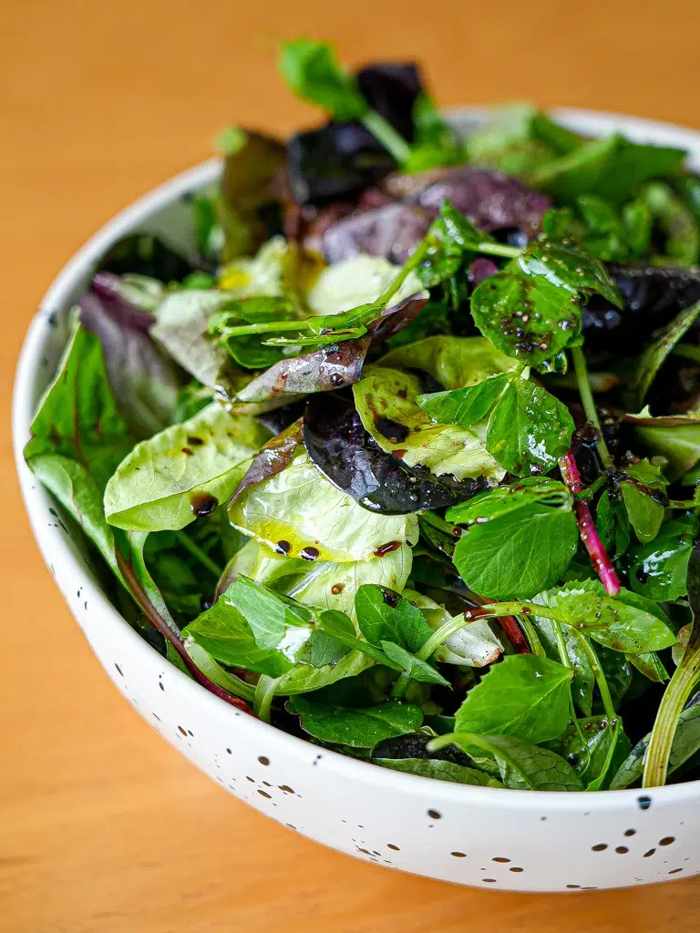 Green Leafy Salad with Balsamic Dressing