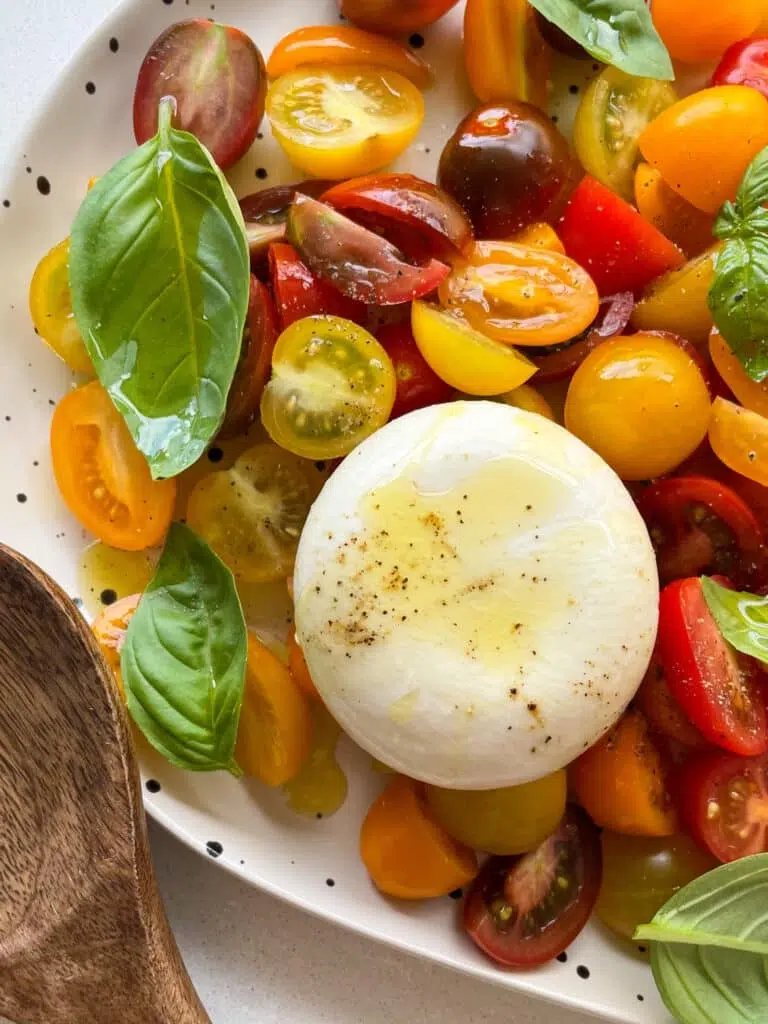 Tomato and Burrata Salad Recipe